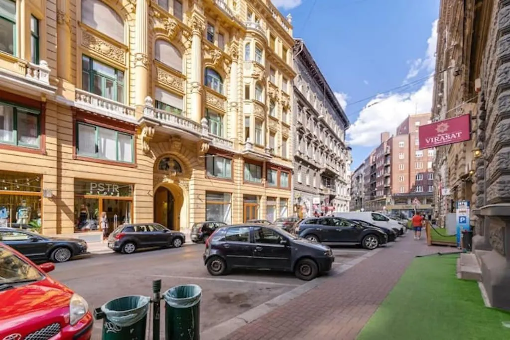 Uhu'S Golden Soho Residence 布达佩斯 0*,