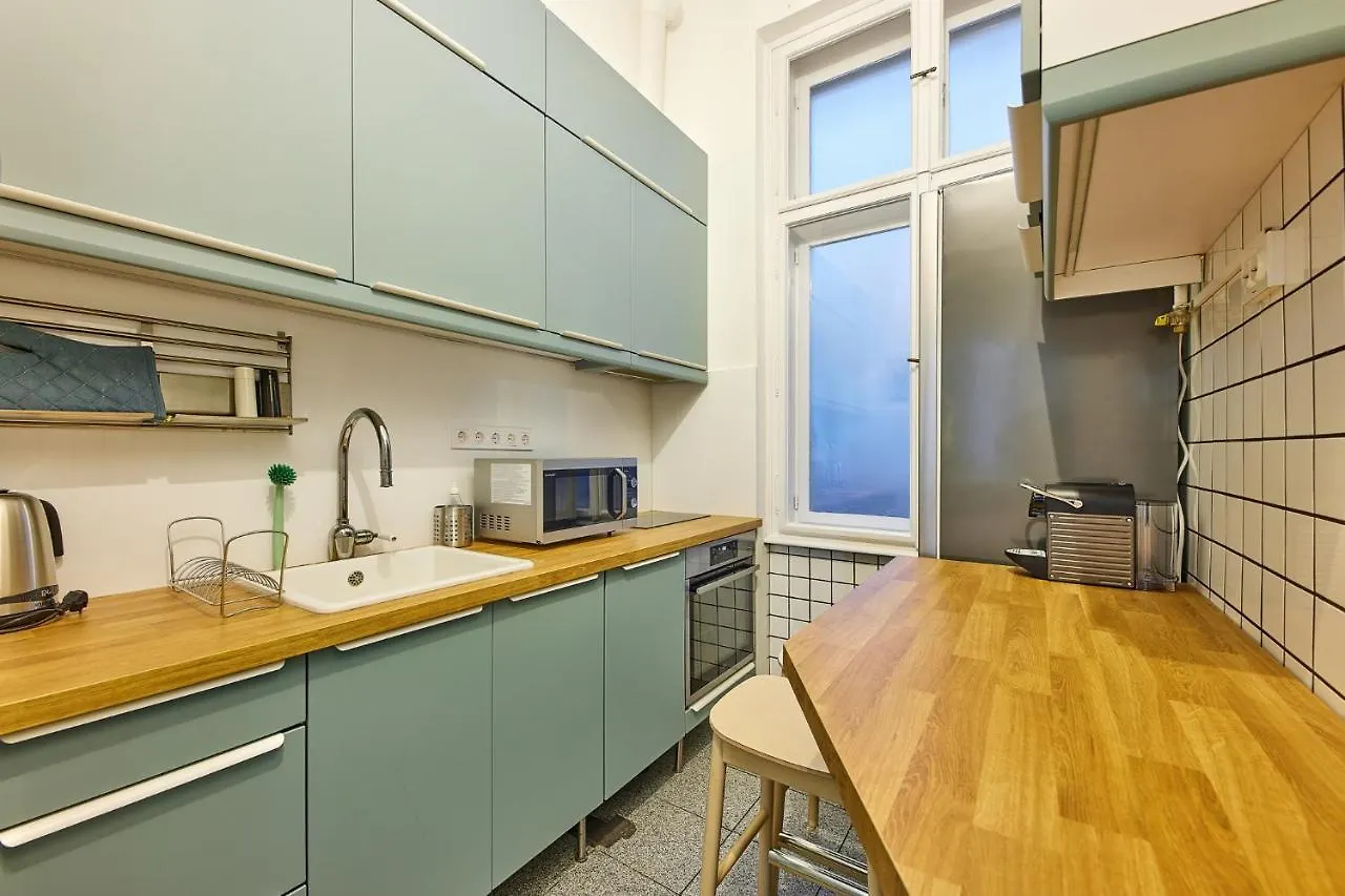 Uhu'S Golden Soho Residence 布达佩斯 0*,  匈牙利